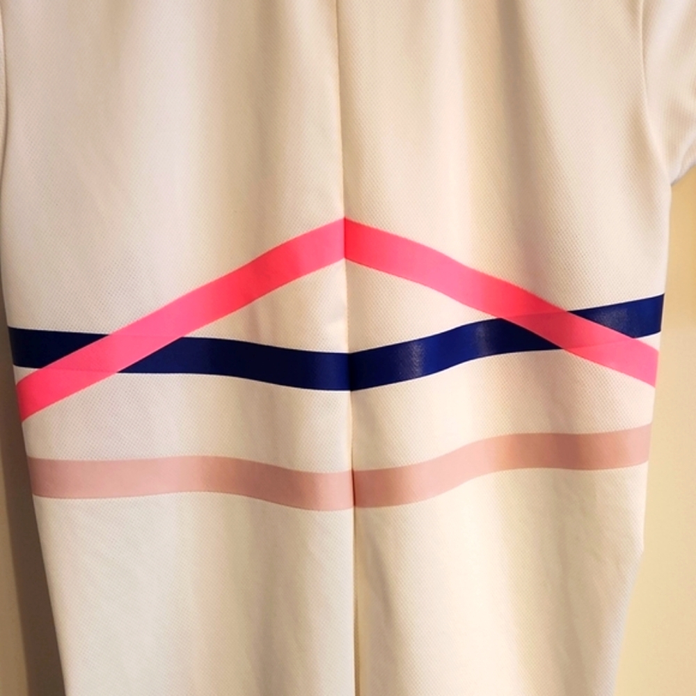 Ladies Nike Golf Tour Performance Dri Fit golf shirt - Picture 6 of 8